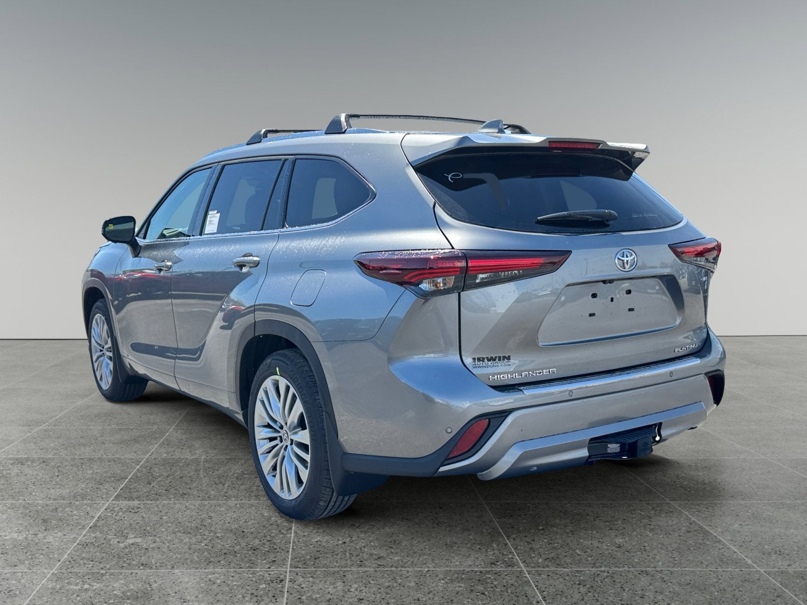 2026 Toyota Highlander Hybrid Platinum