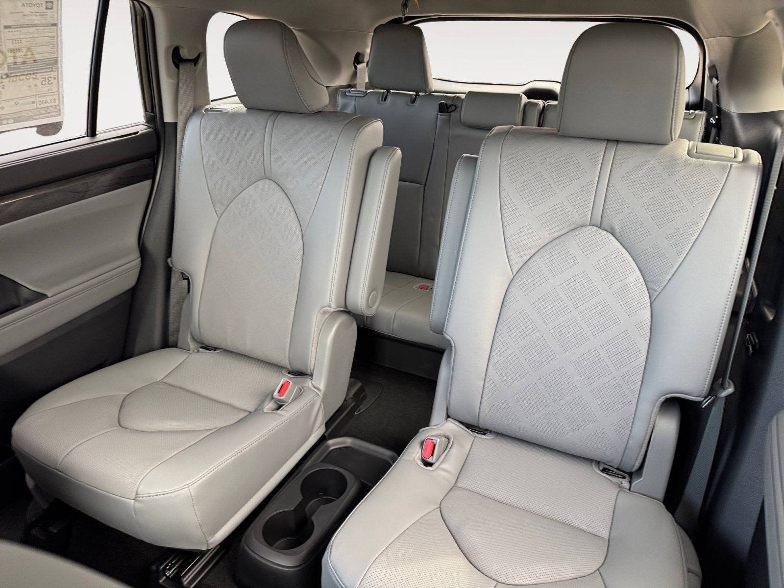 2026 Toyota Highlander Hybrid Hybrid Platinum