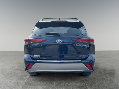 2026 Toyota Highlander Hybrid Platinum
