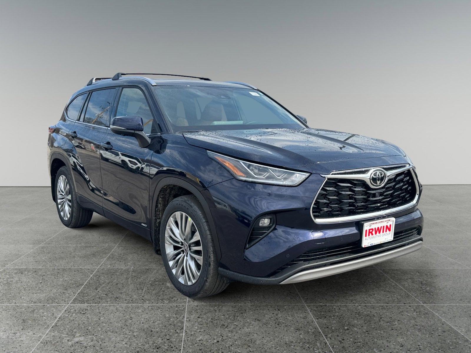 2026 Toyota Highlander Hybrid Platinum