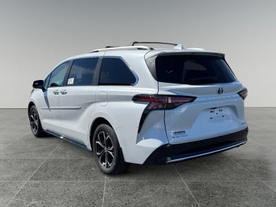 2026 Toyota Sienna Platinum