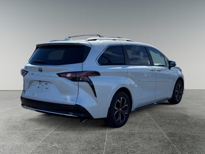 2026 Toyota Sienna Platinum