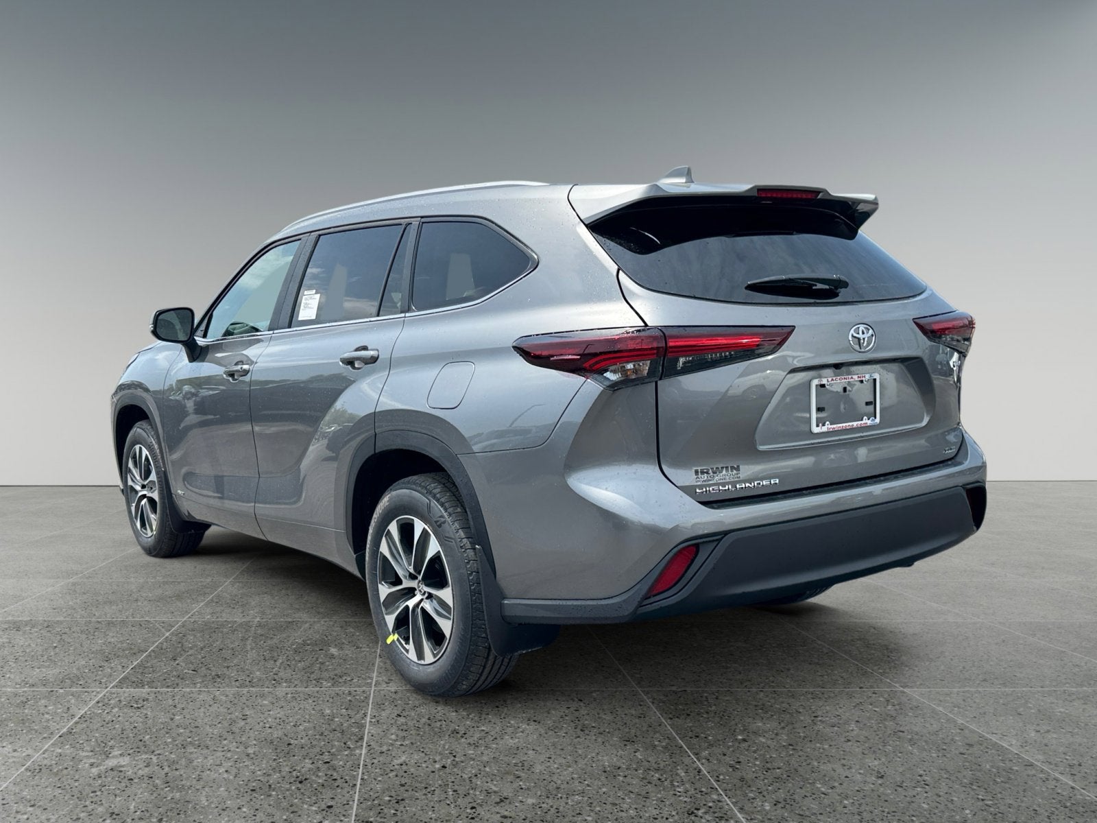 2026 Toyota Highlander Hybrid XLE