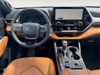 2026 Toyota Highlander Platinum