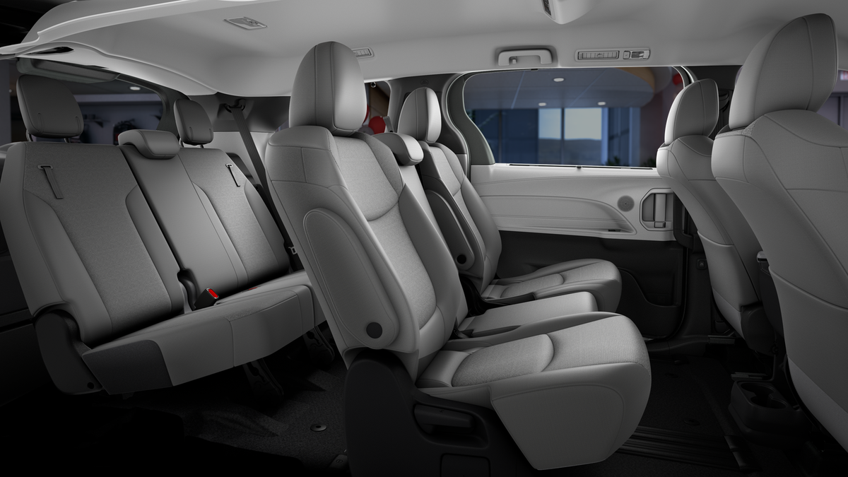 2026 Toyota Sienna LE
