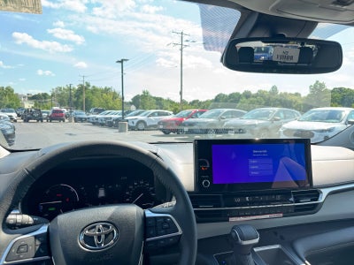 2026 Toyota Sienna XLE