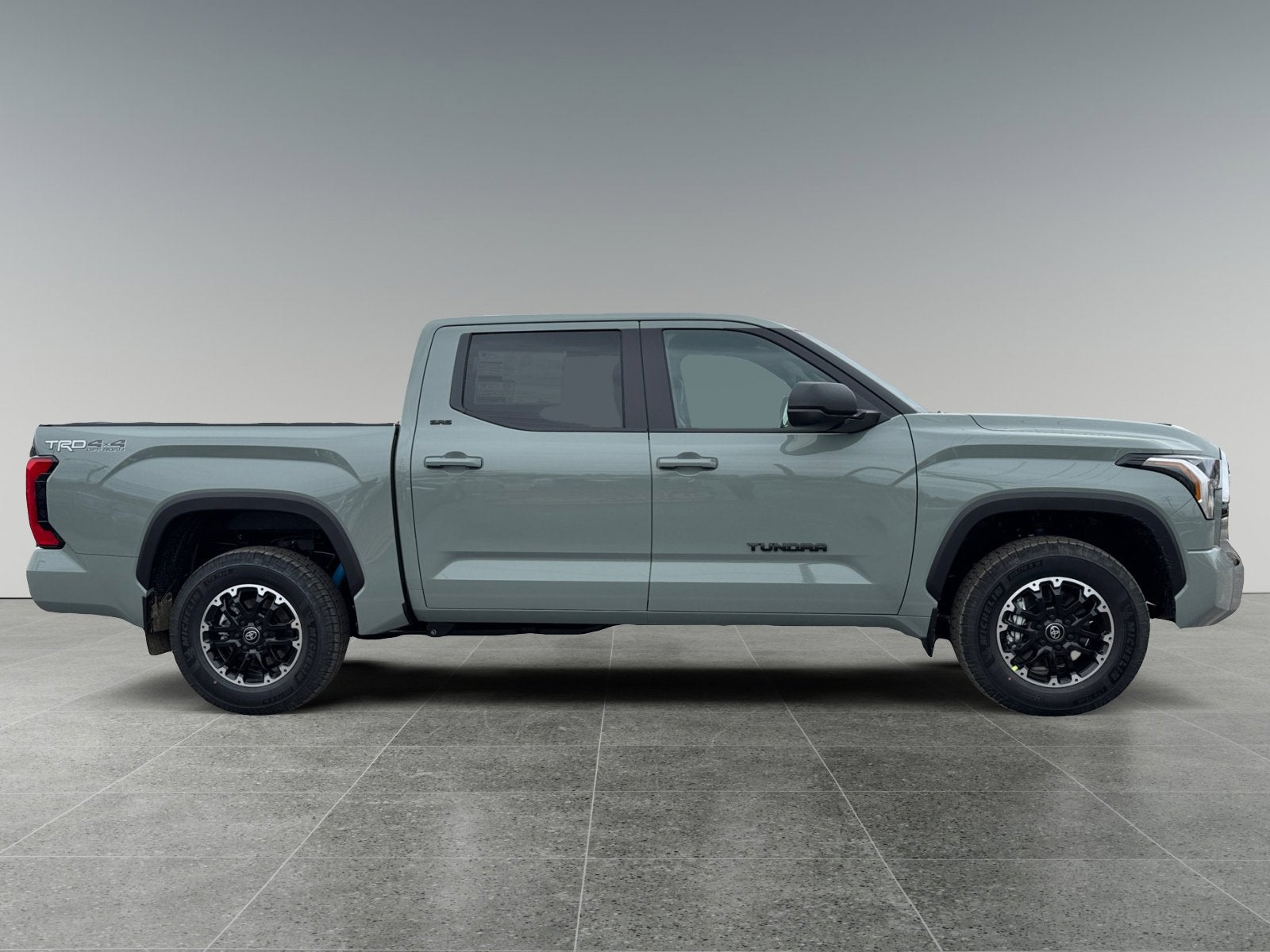 2026 Toyota Tundra SR5 CrewMax 5.5' Bed