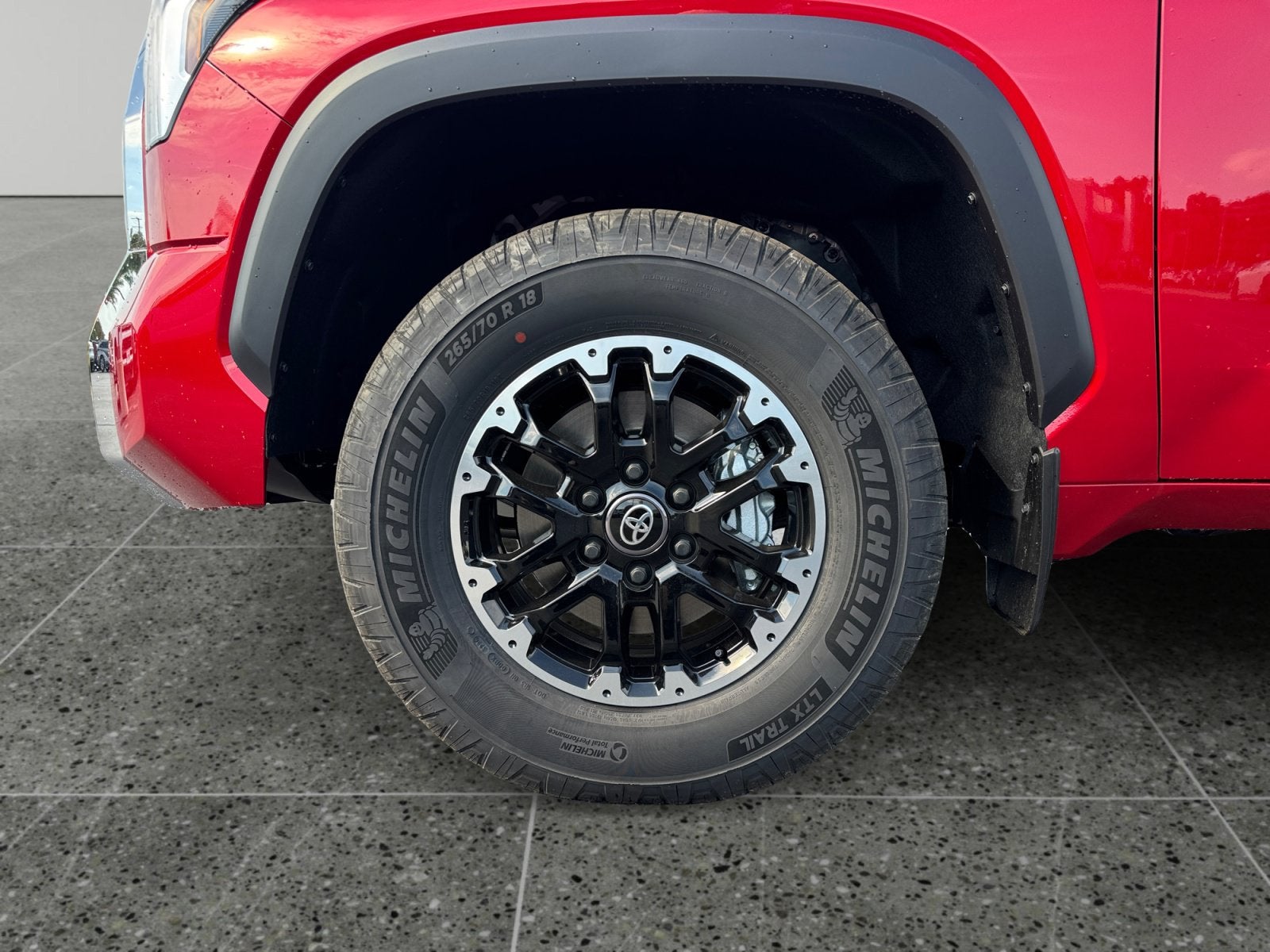 2026 Toyota Tundra SR5 CrewMax 5.5' Bed