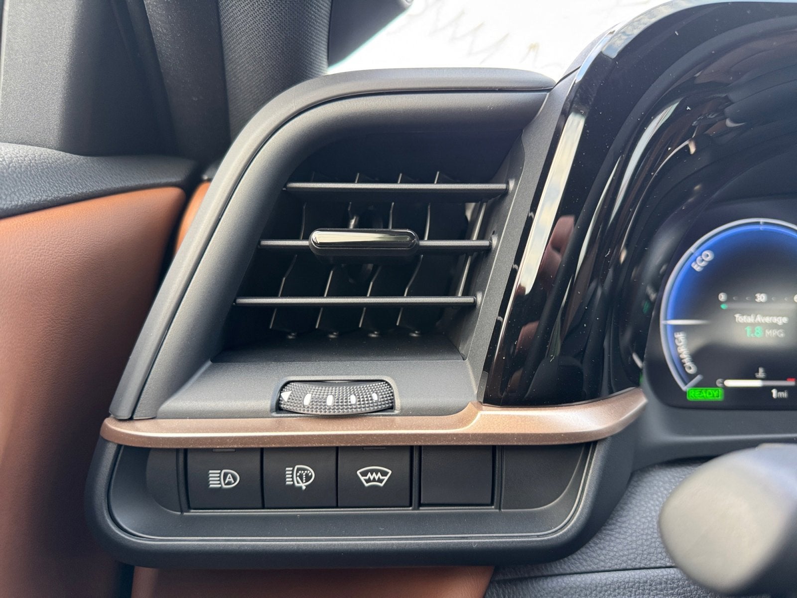 2025 Toyota Toyota Crown Signia Limited