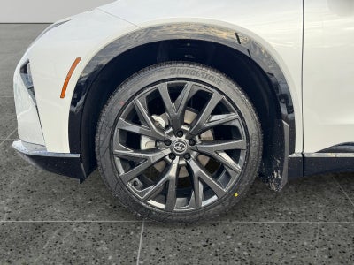 2025 Toyota Toyota Crown Signia Limited