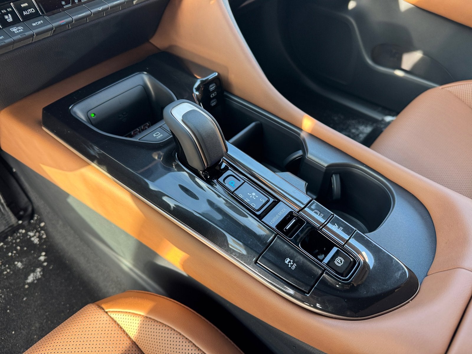 2025 Toyota Toyota Crown Signia Limited