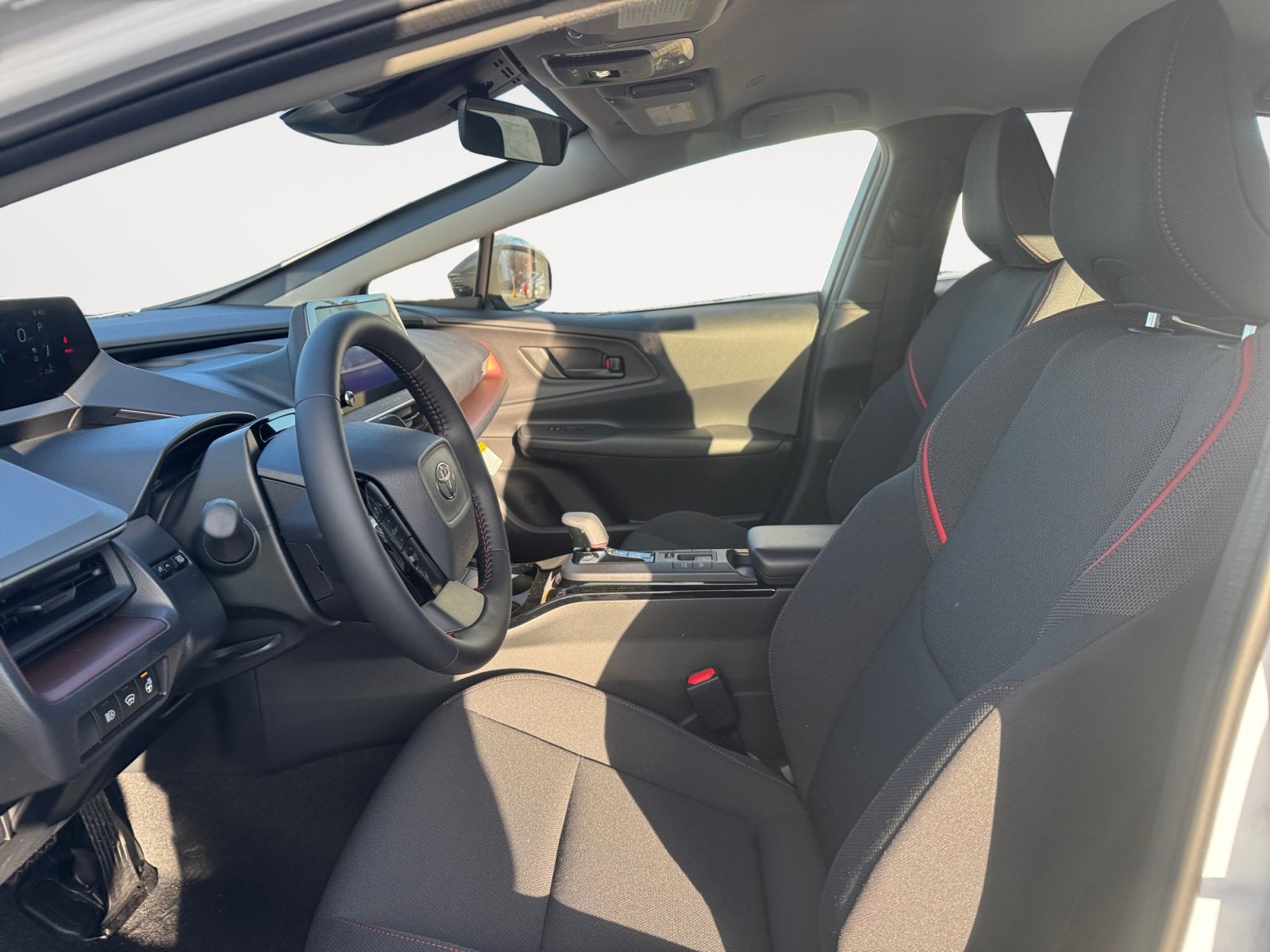 2026 Toyota Prius Plug-in Hybrid SE