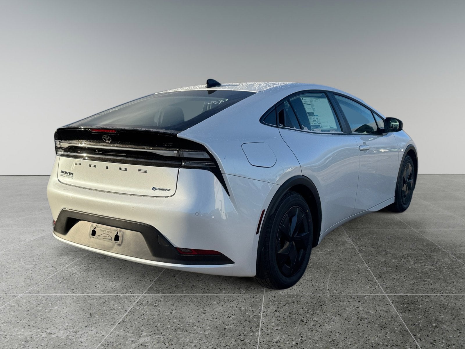 2026 Toyota Prius Plug-in Hybrid SE