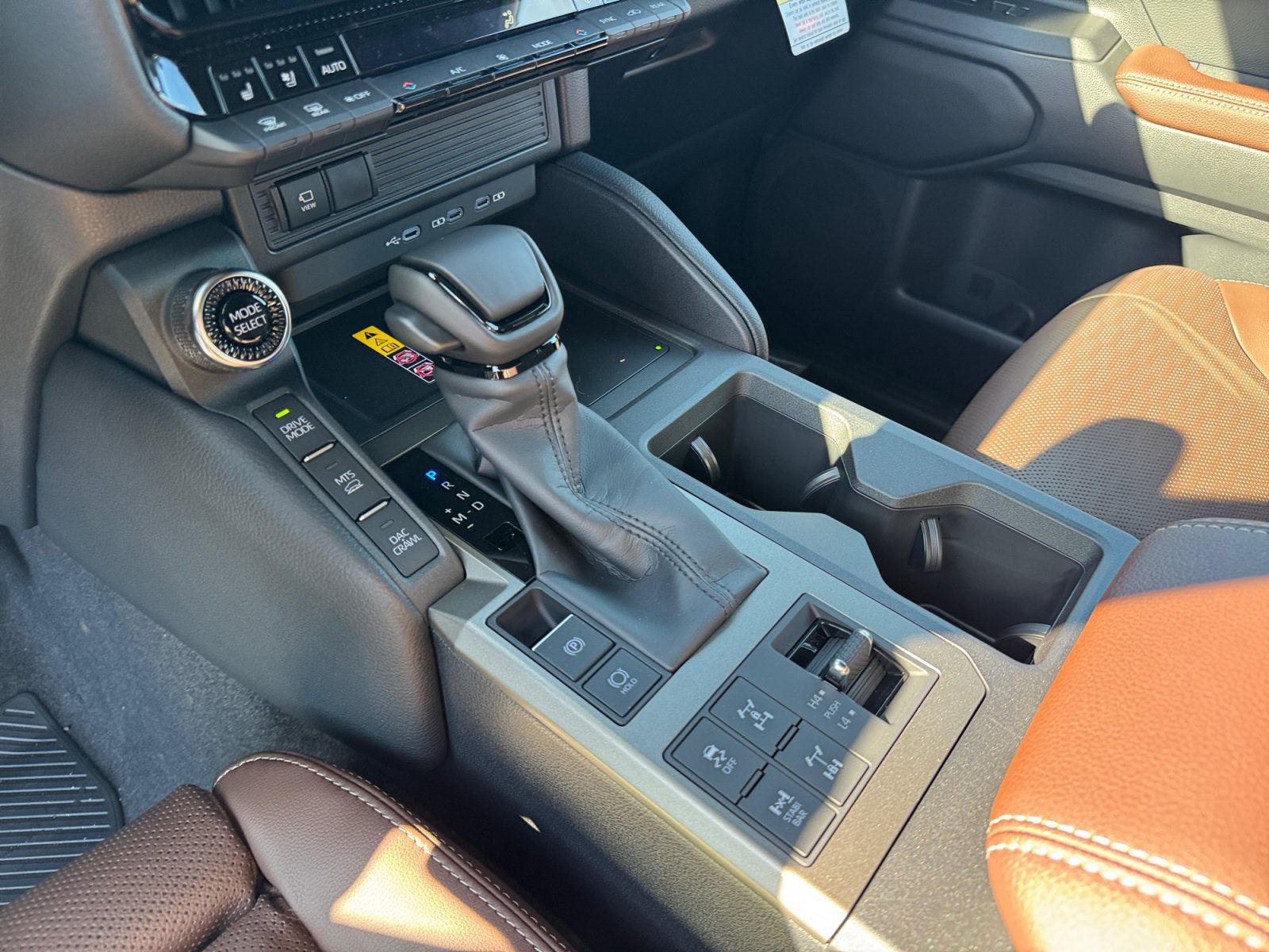 2027 Toyota Land Cruiser 4WD (Natl)