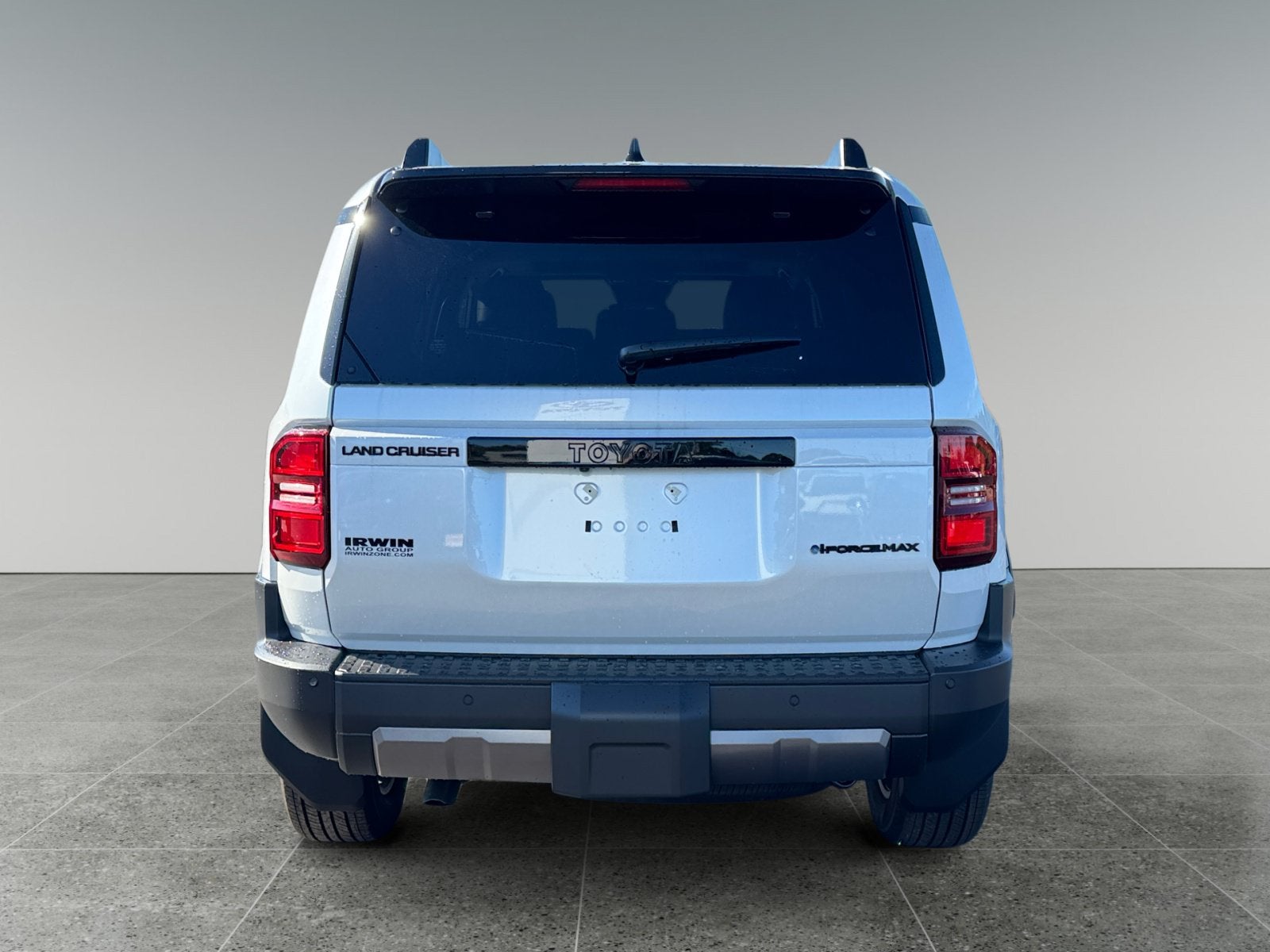 2027 Toyota Land Cruiser 4WD (Natl)