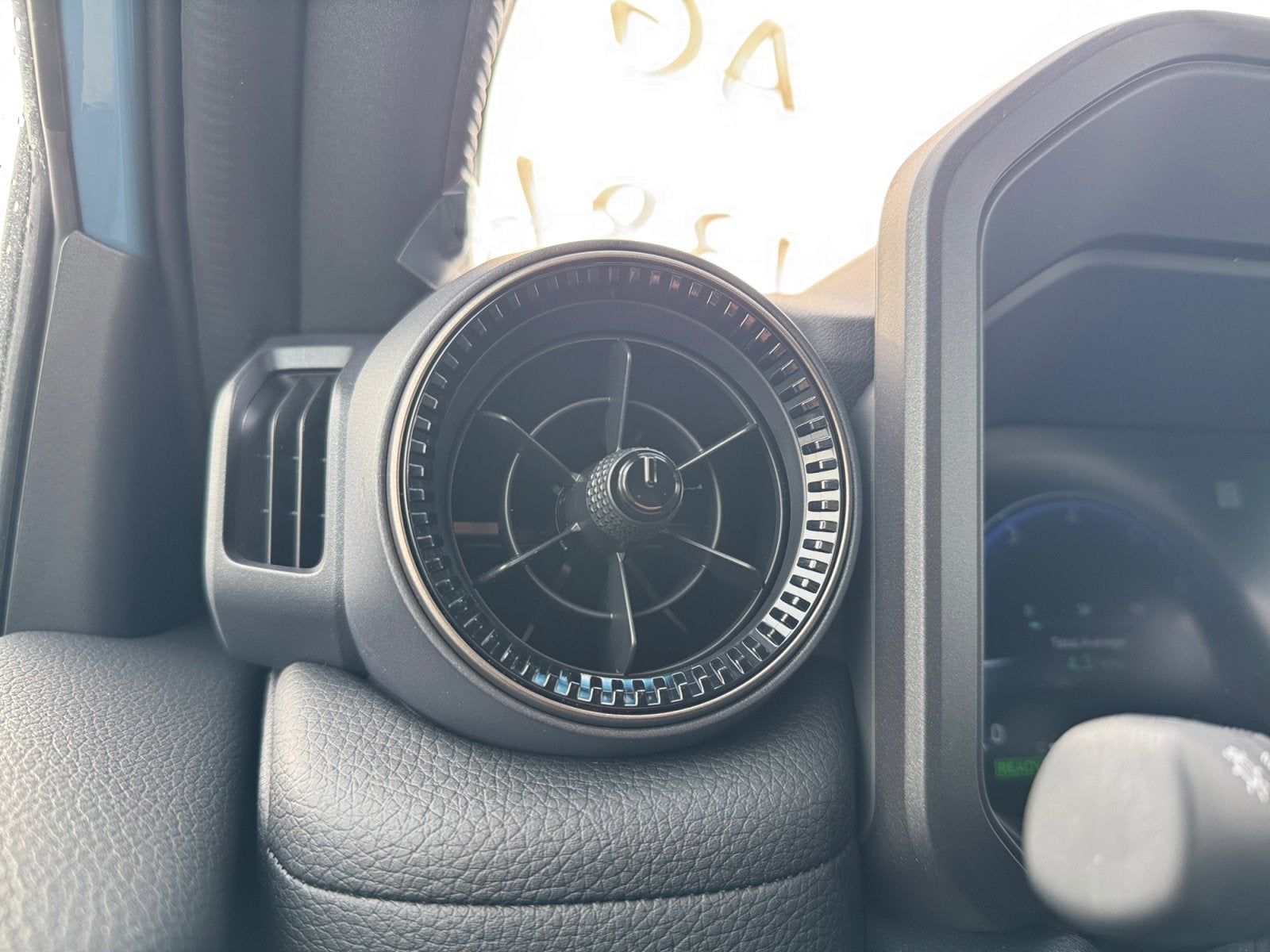 2026 Toyota Land Cruiser 4WD (Natl)