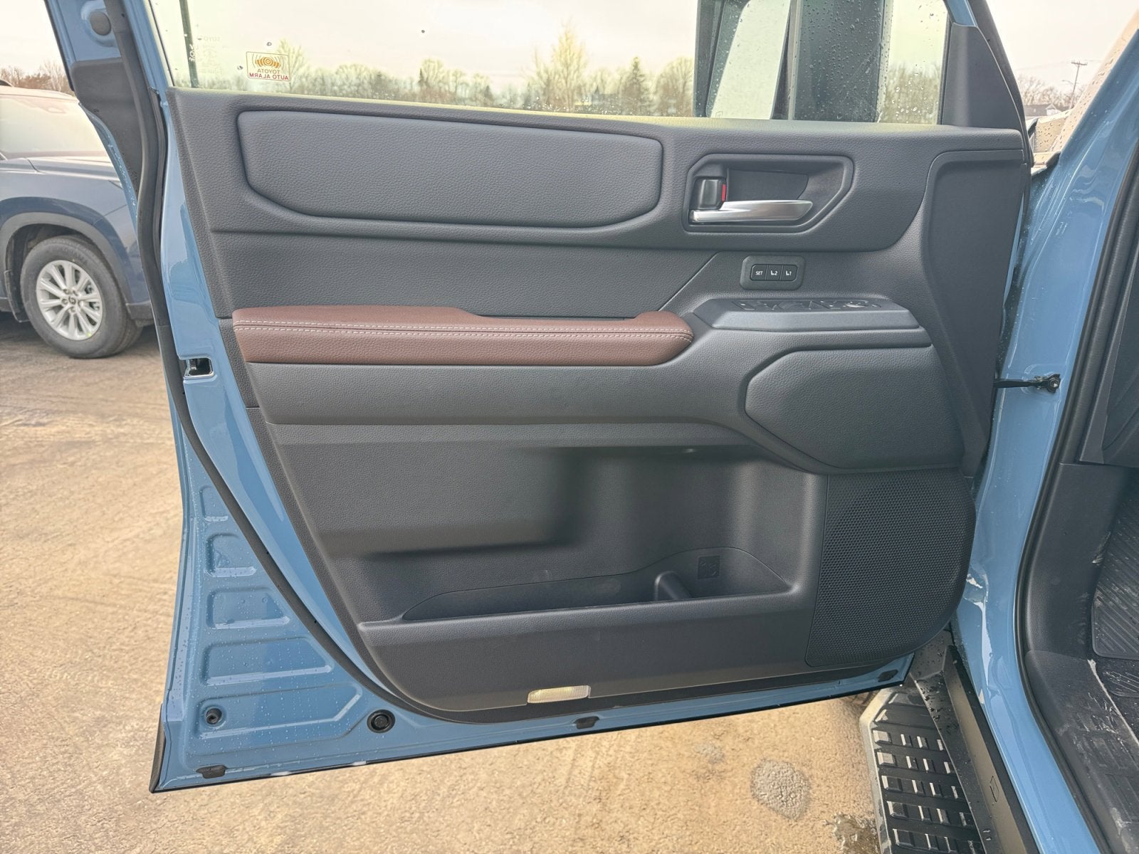 2026 Toyota Land Cruiser 4WD (Natl)