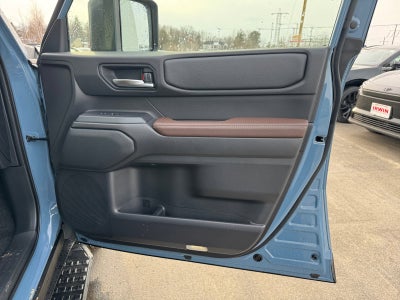 2026 Toyota Land Cruiser 4WD (Natl)