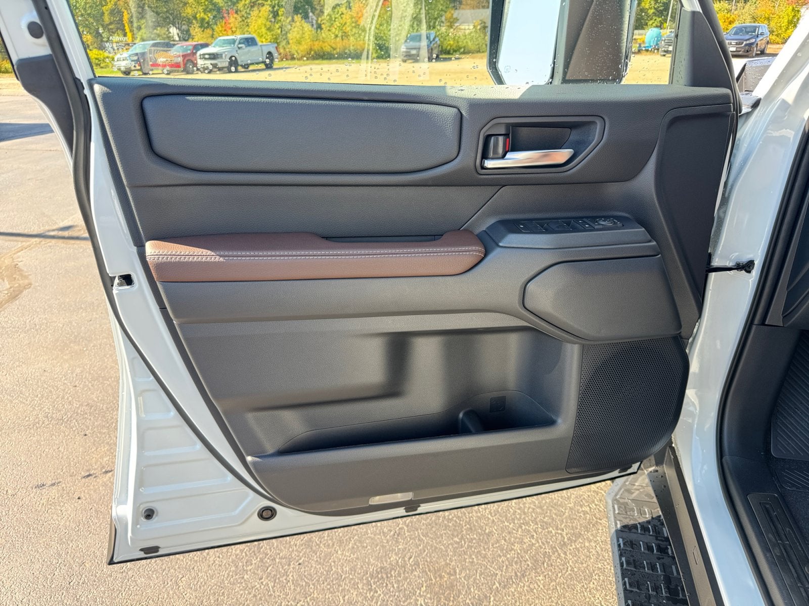 2027 Toyota Land Cruiser 4WD (Natl)