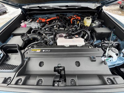 2026 Toyota 4Runner Hybrid Platinum