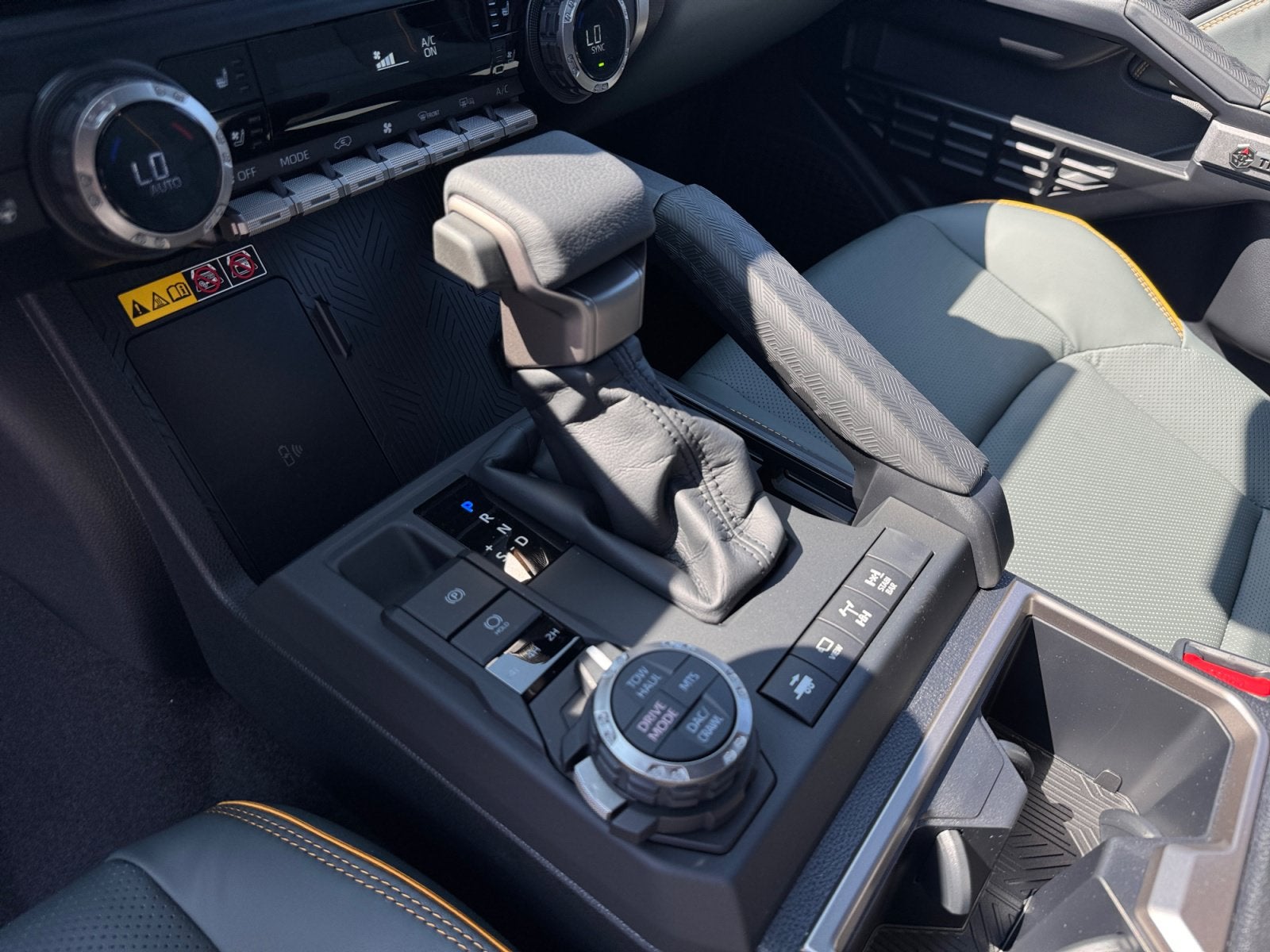 2026 Toyota 4Runner Hybrid Trailhunter