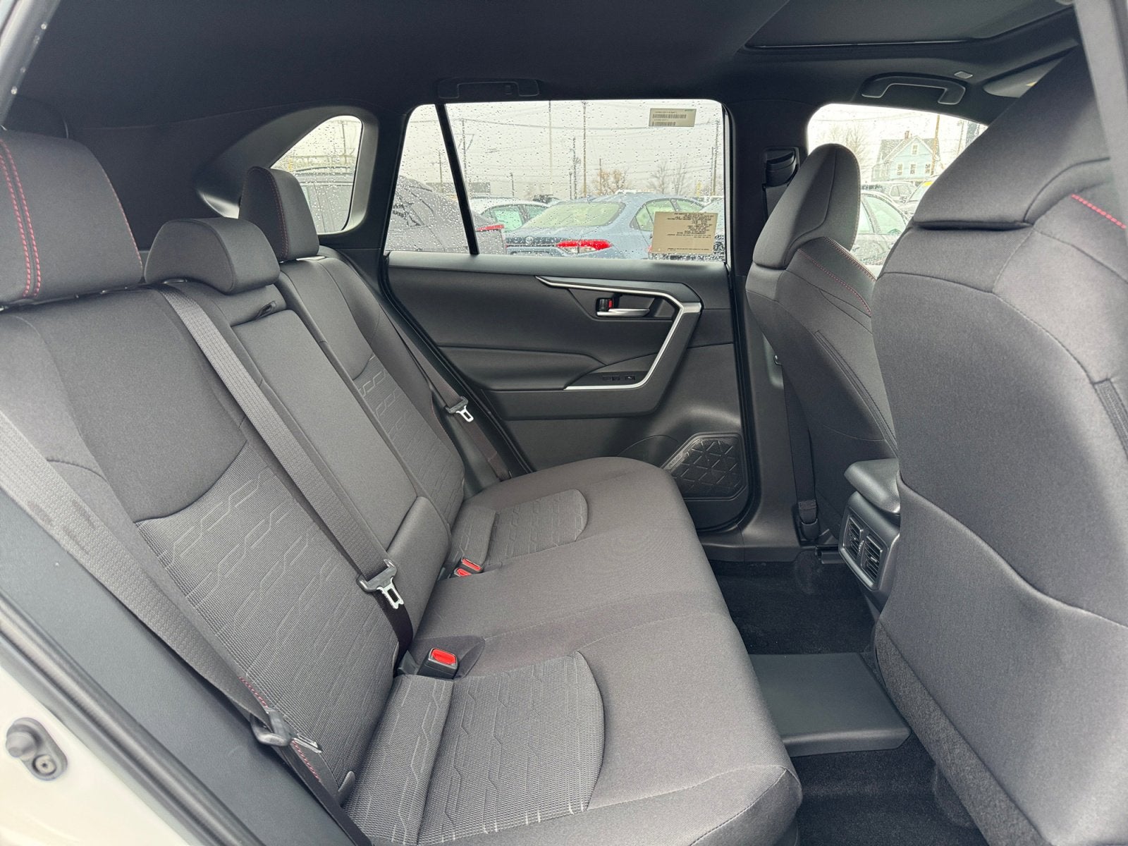 2025 Toyota RAV4 Plug-in Hybrid SE