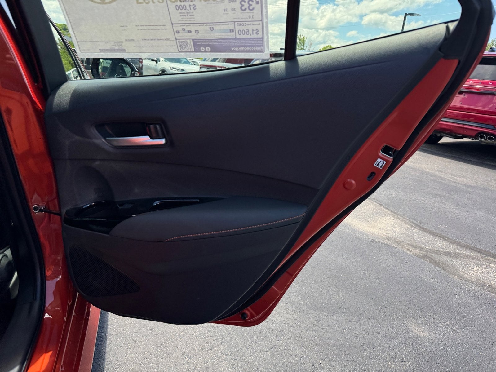 2026 Toyota Corolla Hatchback SE