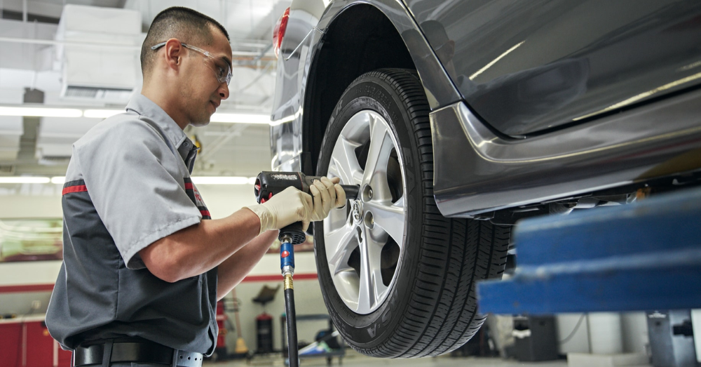 Toyota Dealer - Service